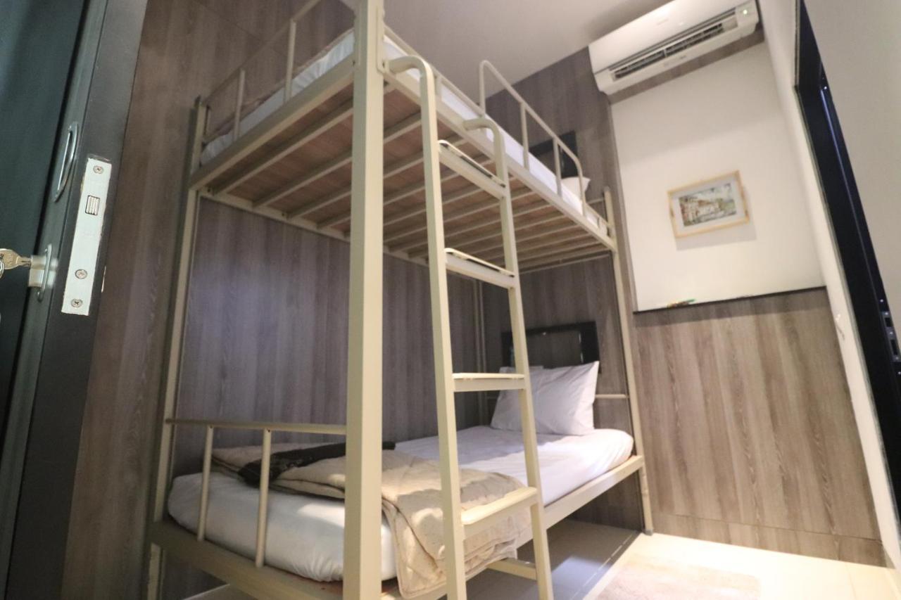 The Cabin Tanjung Yogyakarta Bagian luar foto